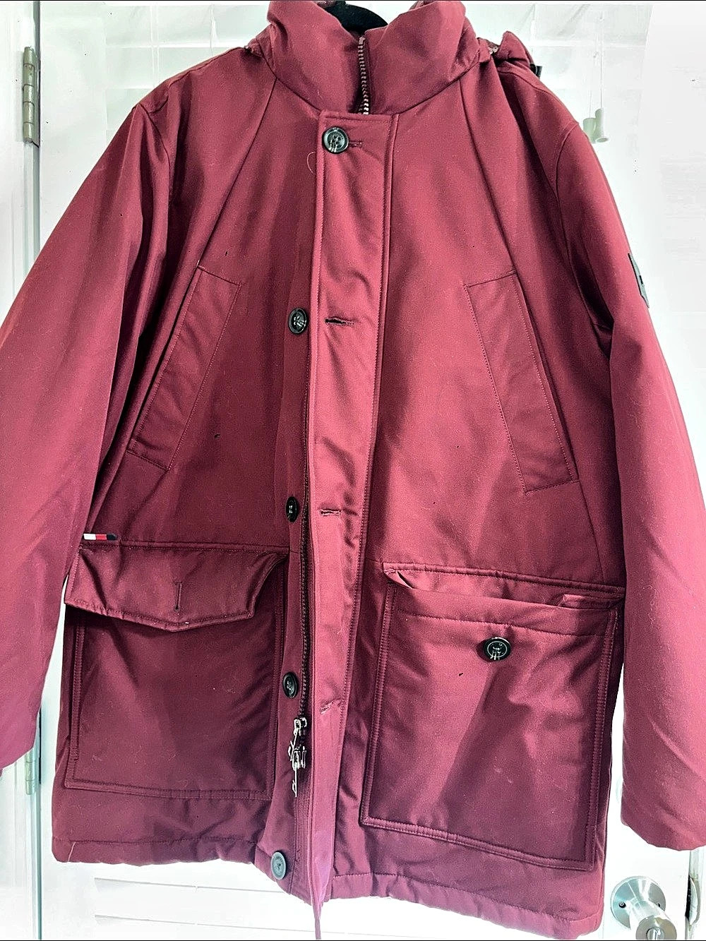 Tommy Hilfiger Men's Hooded Puffer Jacket Red Size Large